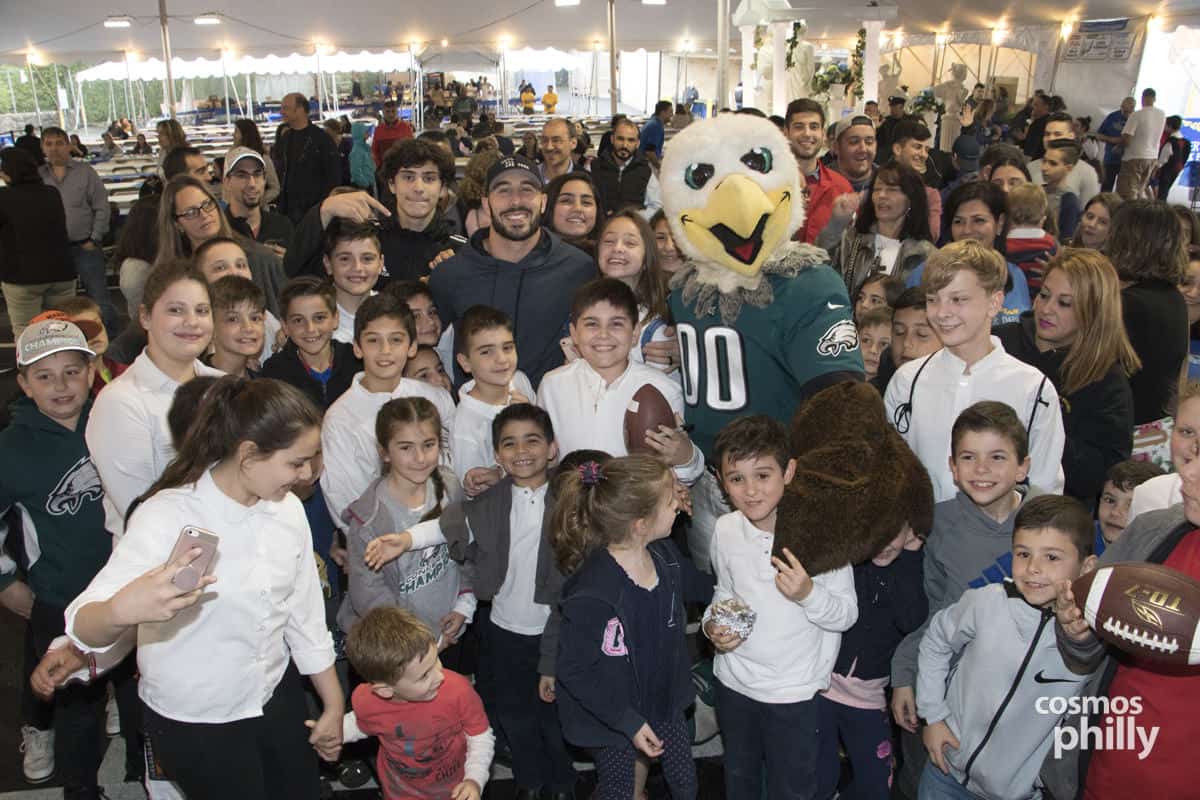 Philly Mascots, Franklin and Phanatic to Visit Upper Darby Greek Festival ⋆  Cosmos Philly