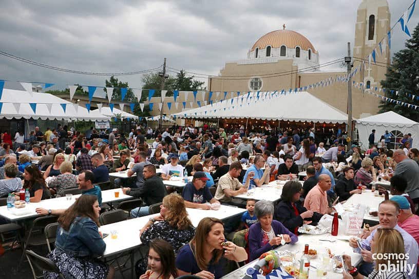 LoukouMamas Serving Loukoumades at the Wilmington Greek Festival ⋆